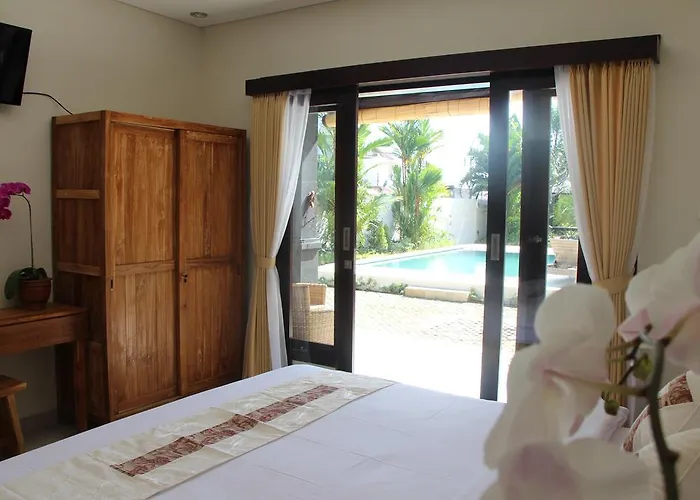 Jonsen 3* Canggu